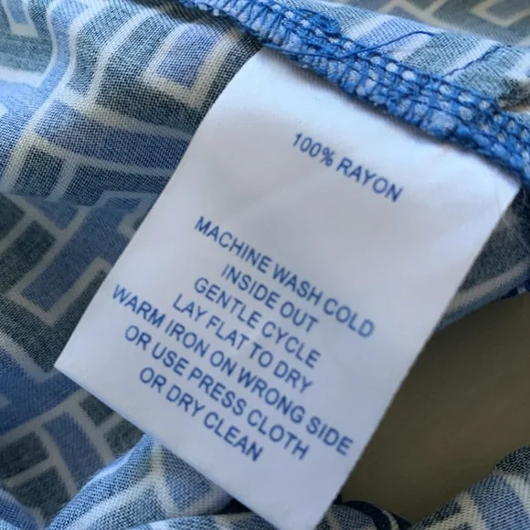 Southern Tide Blue Pattern Shorts - Picture 8 of 8